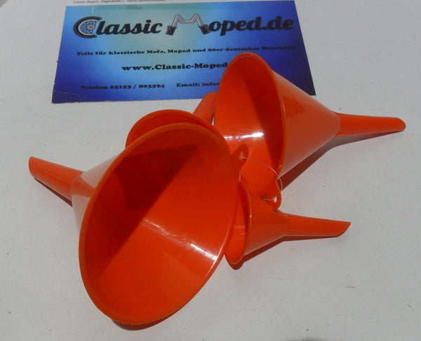 4 Stück Trichter Benzin Öl Kühlflüssigkeit NEU - Classic-Moped
