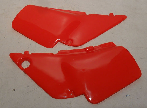 Honda Paris Dakar 50 80 rot Seitenverkleidung Seitendeckel NEU - Classic-Moped