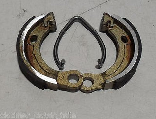 Satz Bremsbeläge Hercules Prima 2 3 4 5 6 P3  MF HR M4 M5 KTM Foxy 50 90x18mm R - Classic-Moped