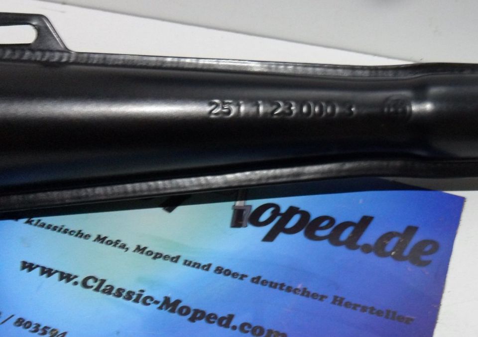 Puch Maxi Moped Auspuff Anlage schwarz 28 Nummer + Emblem NEU - Classic-Moped