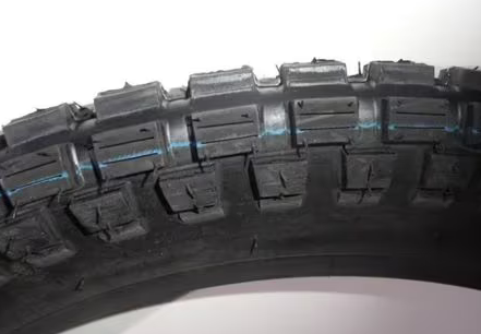 Motorrad Oldtimer Cross Reifen 18 Zoll 2.50 -18 2 1/2 Gelände NEU