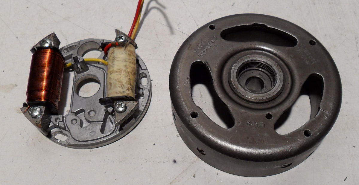 Zündung Hercules Prima 5 6 Lichtmaschine 12 V 17 W Neu kontaktlos ISKRA - Classic-Moped