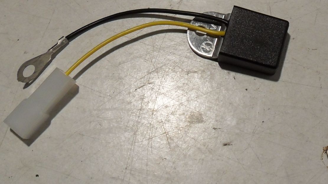 Spannungsbegrenzer Regler 6V 70W Universal Regler - Classic-Moped