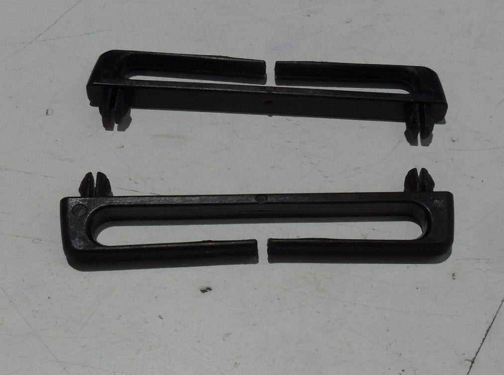 Puch Maxi Schutzblech Bowdenzugführung NEU - Classic-Moped